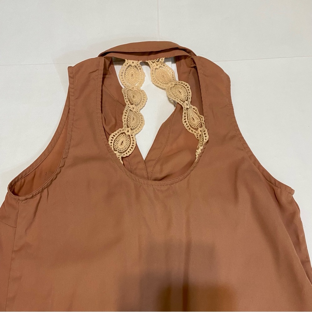 35. ⭐️Charlotte Russe Rust Pink Sleeveless Button Down Blouse - Picture 7 of 7